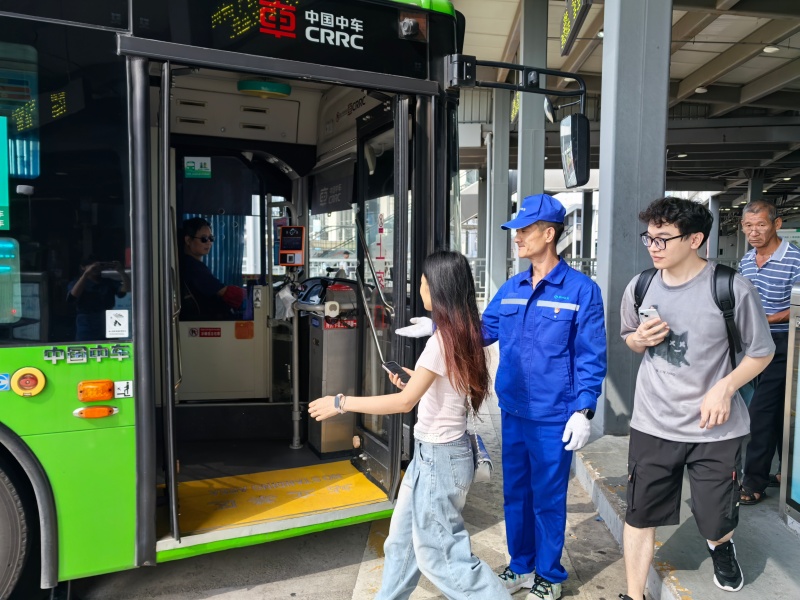 1758597993295133.jpg f84b2fc701830dfcae2d585abdfc4f0a.jpg